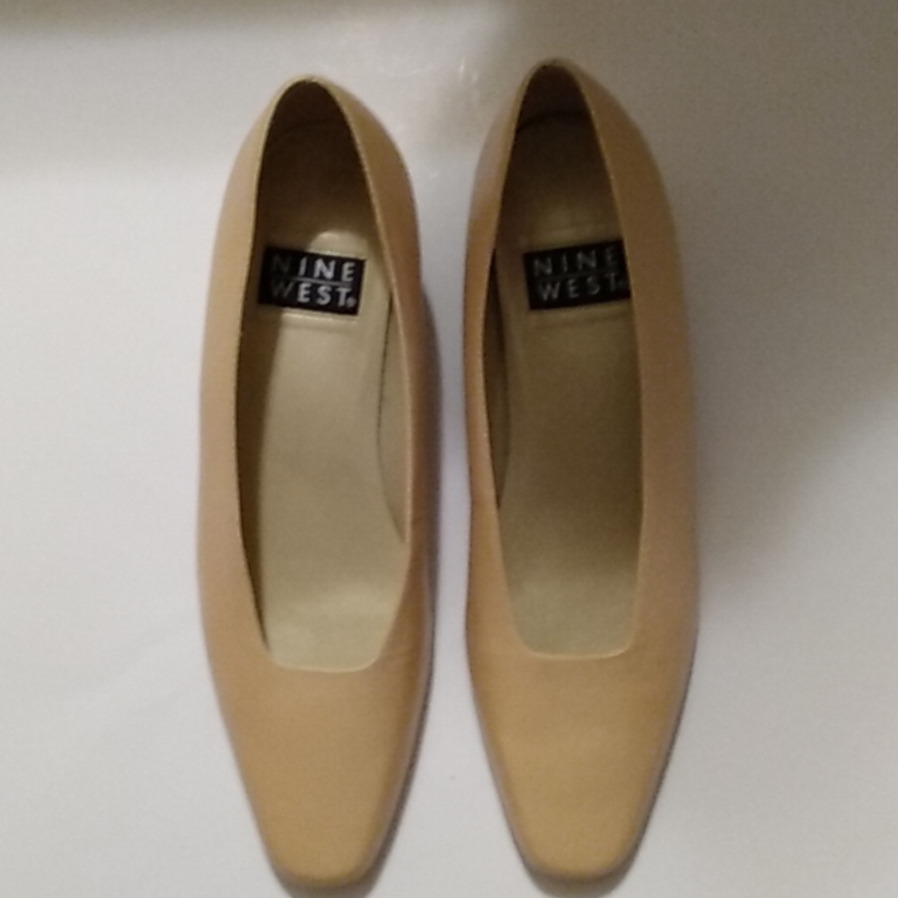 Nine West Tan Low Heel Shoes